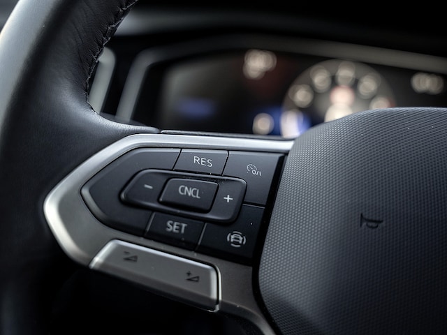 Volkswagen Taigo 1.0 TSI DSG R-Line