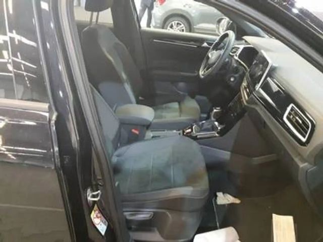 Volkswagen T-Roc 1.5 TSI DSG R-Line