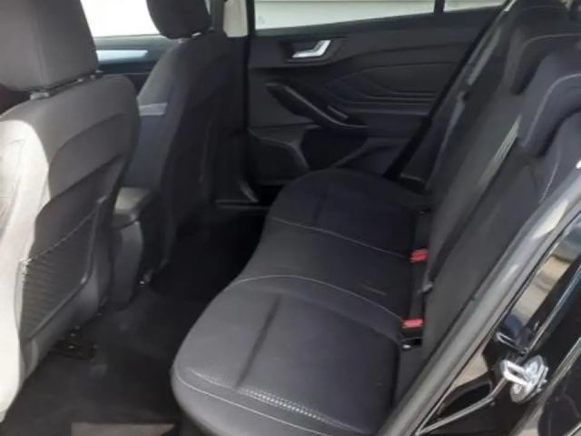 Ford Focus Cool & Connect EcoBoost