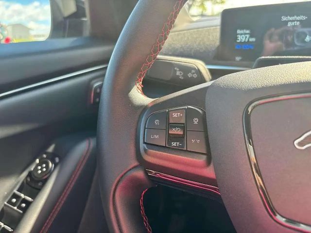 Ford Mustang Mach-E AWD