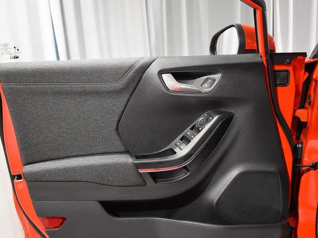 Ford Puma EcoBoost Titanium