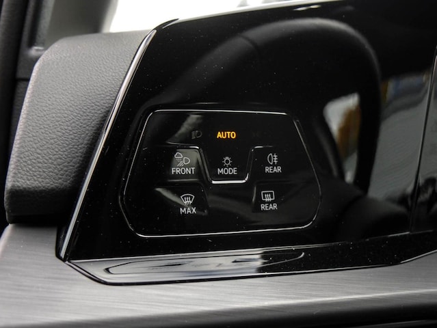 Volkswagen Golf 2.0 TDI DSG Golf VIII Style