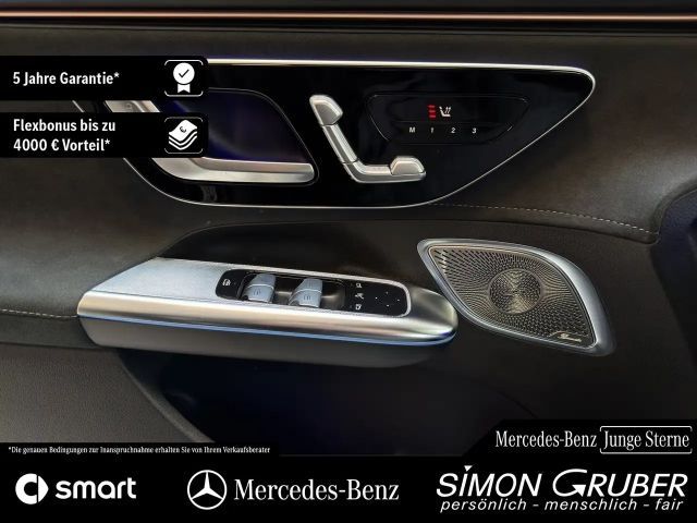 Mercedes-Benz EQE 350 4MATIC AMG Line Sedan