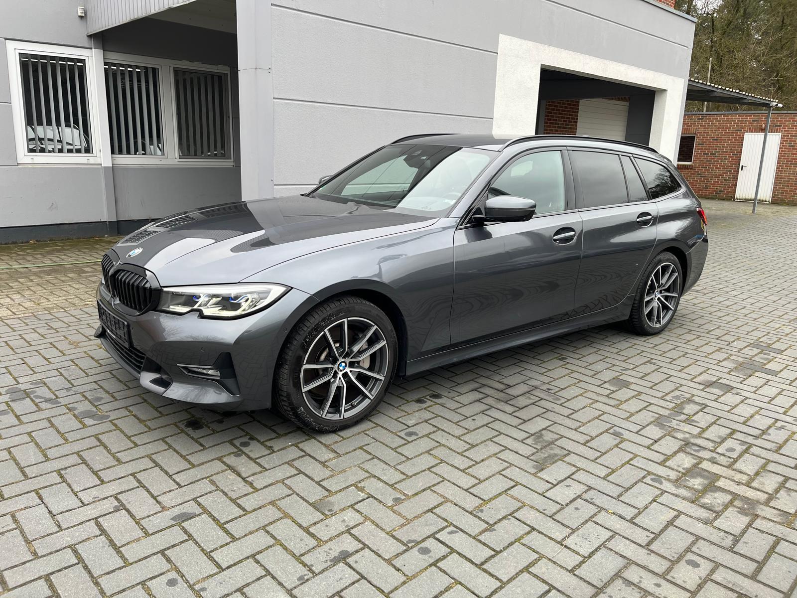 BMW 330 330d Sport Line Touring xDrive