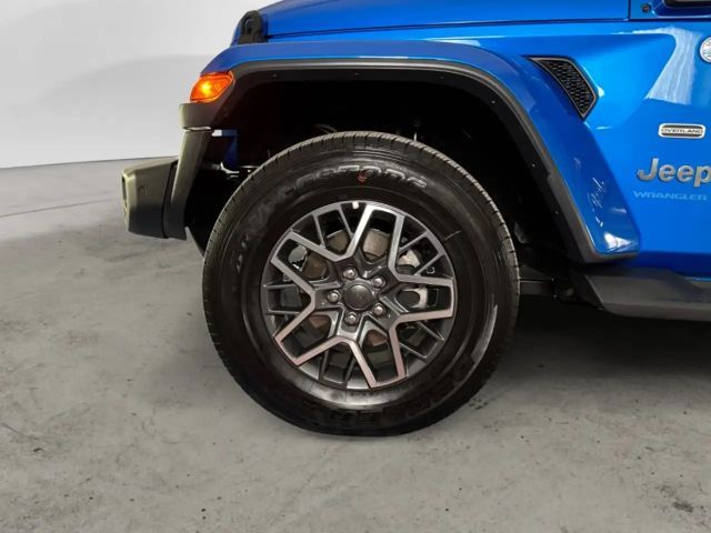 Jeep Wrangler Sahara