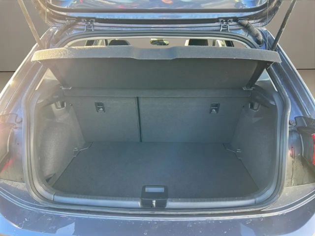 Volkswagen Polo 1.0 TSI DSG Style