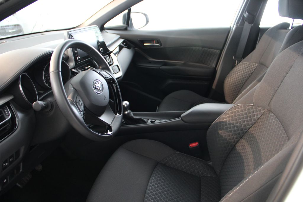 Toyota C-HR 5-deurs Basis