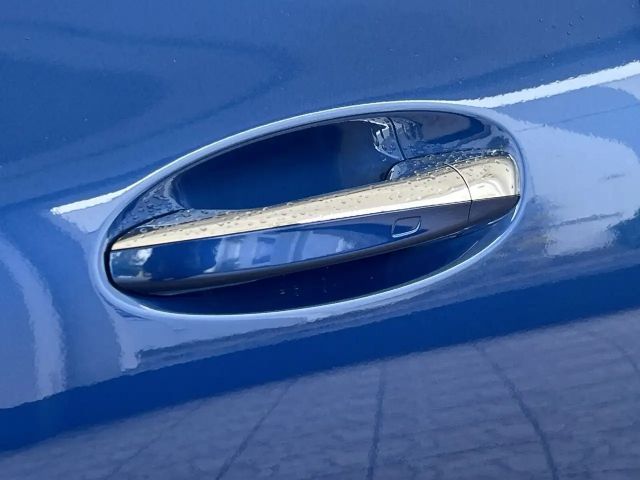 Mercedes-Benz GLA 200 Progressive