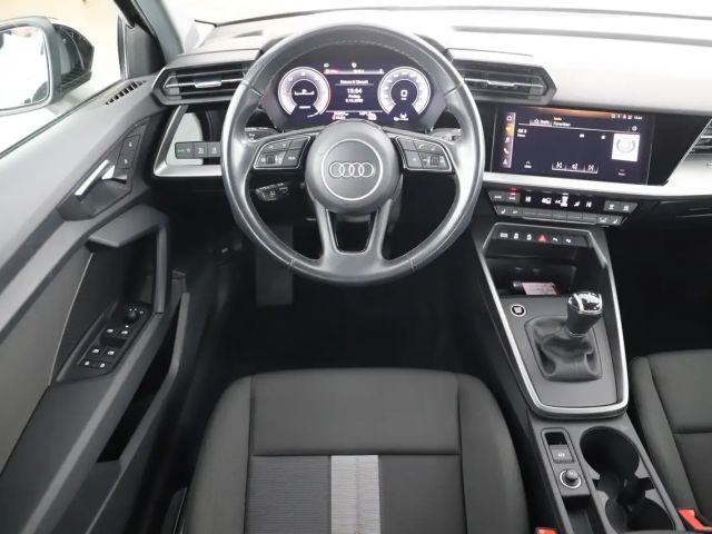 Audi A3 30 TDI Sedan