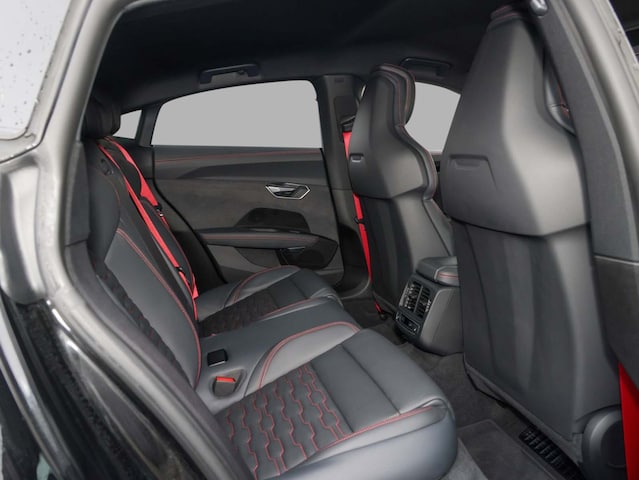 Audi RS e-tron GT Quattro