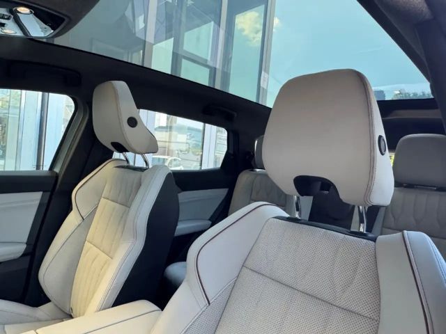 Renault Espace E-Tech Hybrid Iconic