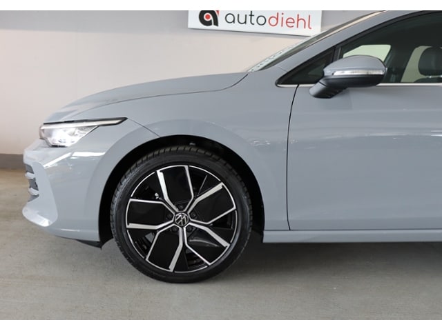 Volkswagen Golf 1.5 eTSI DSG Golf VIII