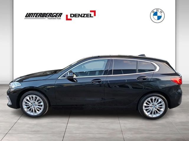 BMW 118 118d Luxury Line Sedan