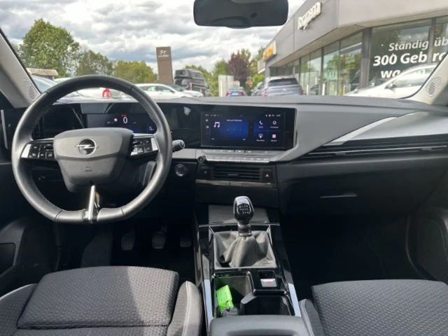 Opel Astra 1.2 Turbo Enjoy Turbo