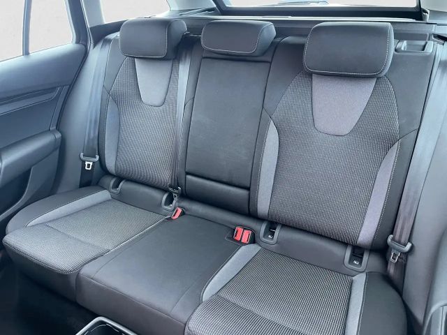 Skoda Octavia Combi Selection