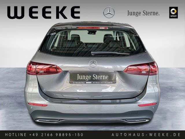 Mercedes-Benz B 200 Progressive Sedan