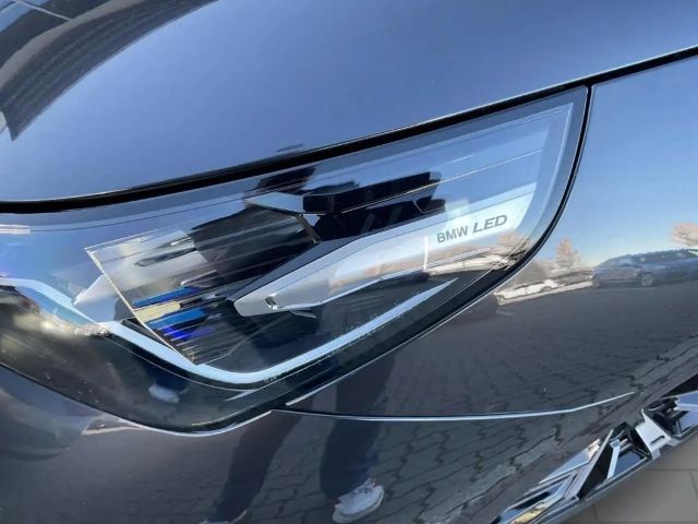 BMW 520 520i M-Sport Sedan