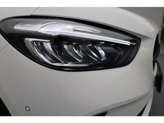 Mercedes-Benz B 180 Progressive