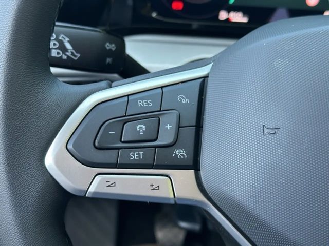 Volkswagen Golf 2.0 TDI Golf VIII Life Variant