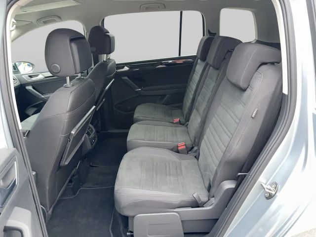 Volkswagen Touran DSG Highline