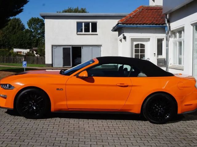 Ford Mustang Convertible GT 5.0 V8