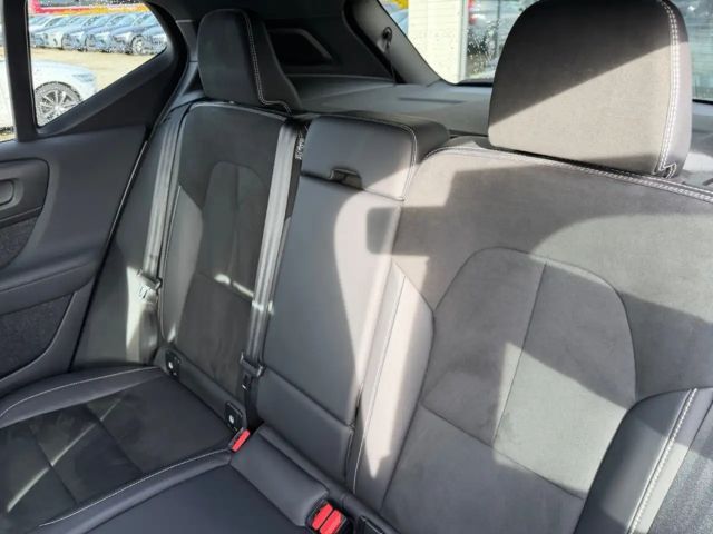 Volvo XC40 R-Design Recharge T5