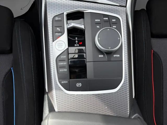 BMW 330 330i Touring xDrive