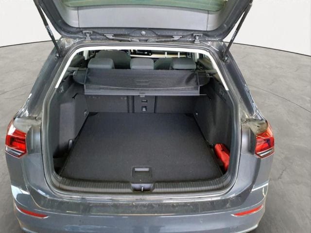 Volkswagen Golf 1.0 TSI Golf VIII Life Variant