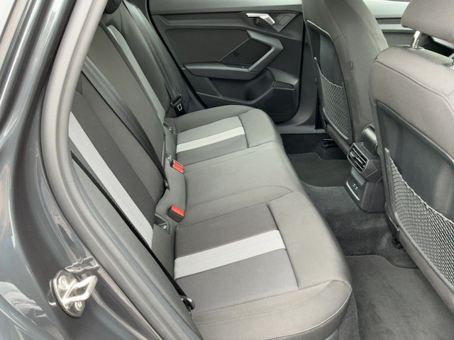 Audi A3 30 TFSI S-Tronic Sedan