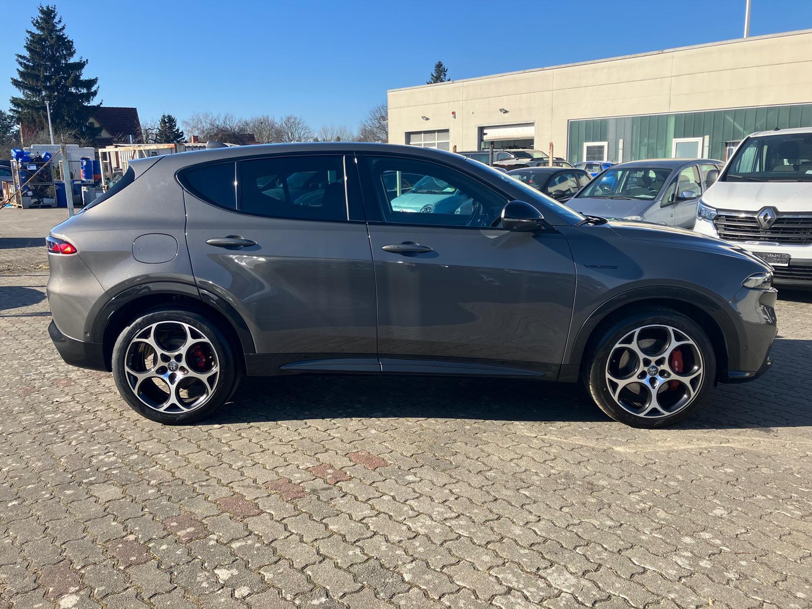 Alfa Romeo Tonale Navi/Kamera