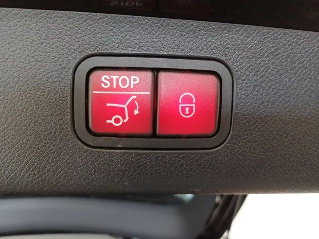 Mercedes-Benz E 300 E 300 e Estate