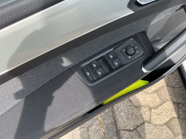 Volkswagen Touran 2.0 TDI DSG Move