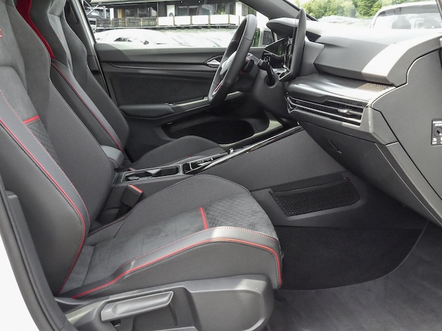 Volkswagen Golf 2.0 TSI GTI