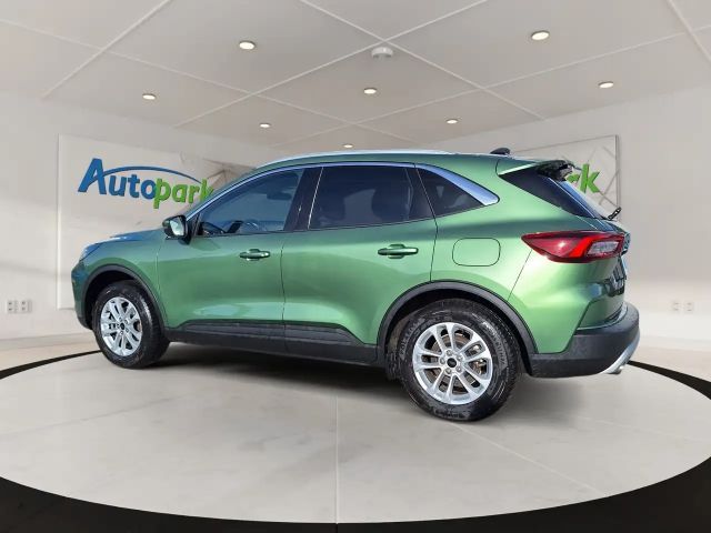 Ford Kuga Hybrid Titanium