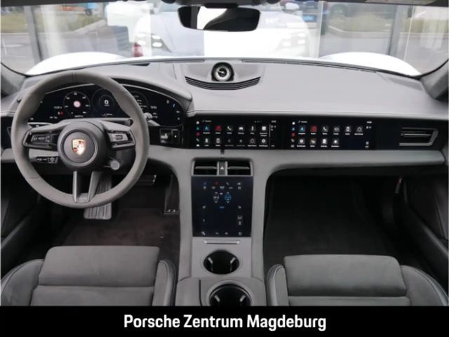 Porsche Taycan GTS Sport Turismo