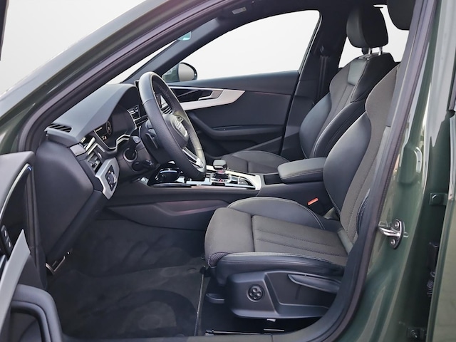 Audi A4 40 TFSI Avant Quattro S-Line S-Tronic