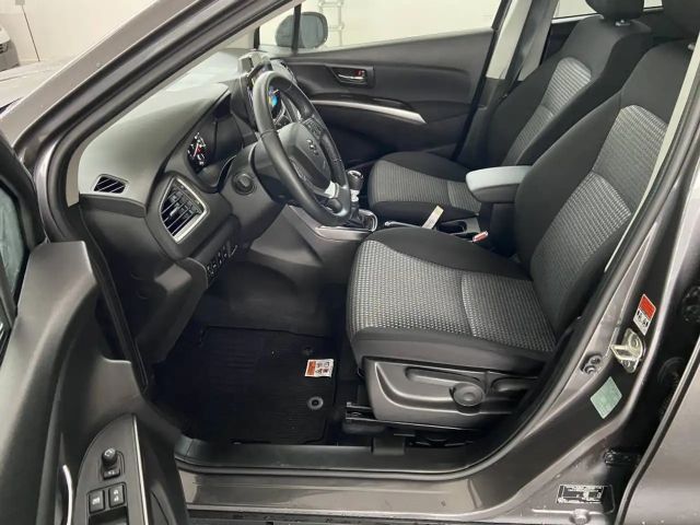 Suzuki S-Cross S-CROSS Shine 1,4 129PS Allraad 6G Schalter