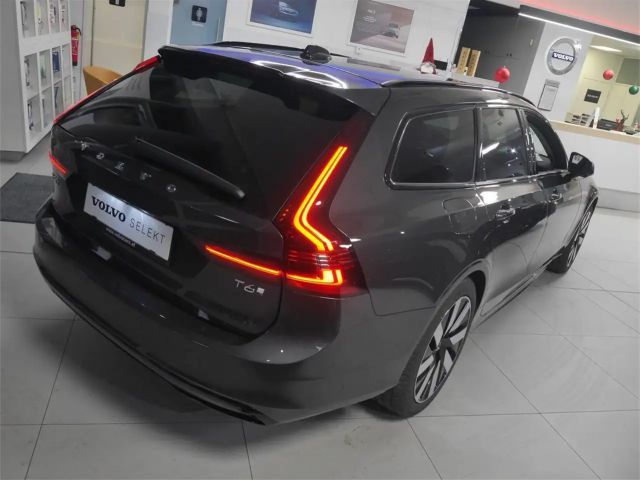 Volvo V90 AWD Dark Plus T6