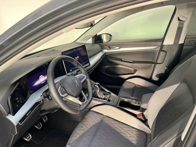 Volkswagen Golf 1.5 TSI