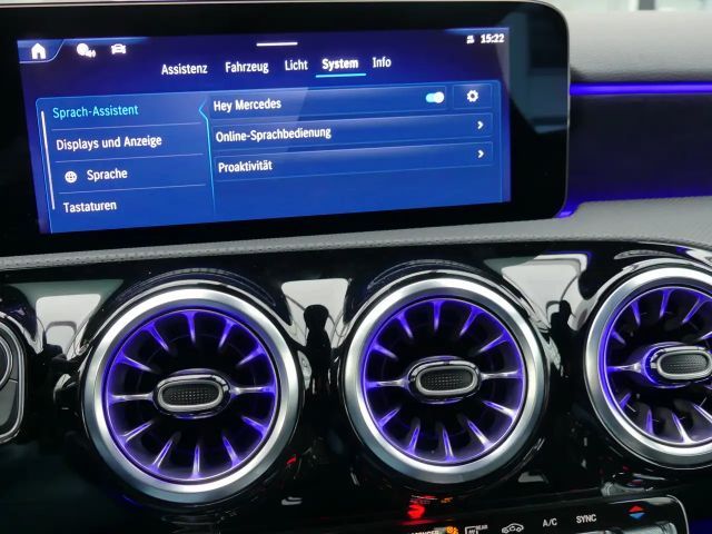 Mercedes-Benz A 200 AMG Line