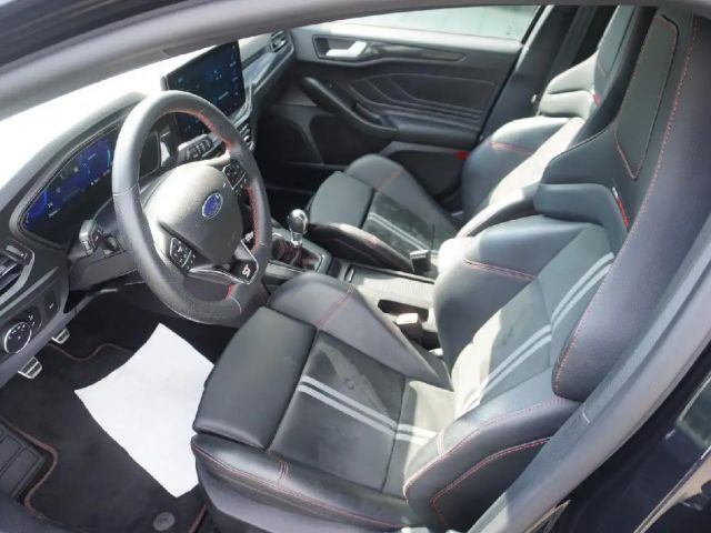 Ford Focus ST Line