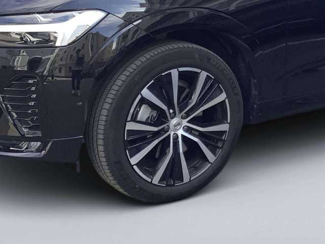 Volvo XC60 Dark Plus