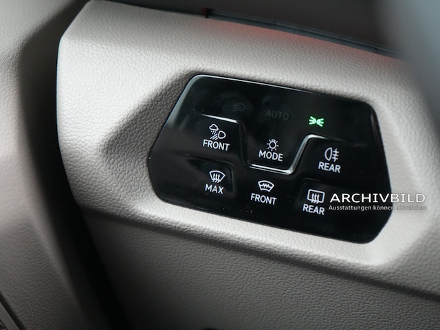 Volkswagen Multivan Lang Style T7