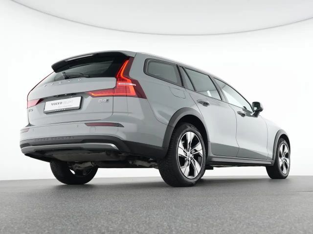 Volvo V60 AWD Plus
