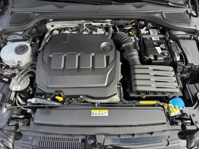 Volkswagen Golf 2.0 TDI Golf VIII Life Variant