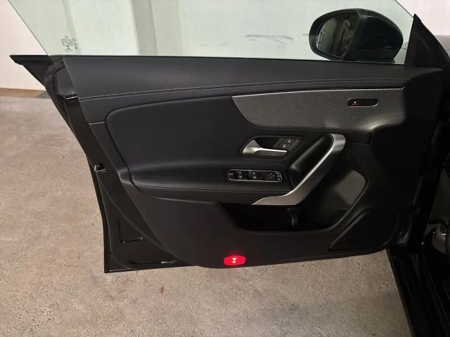 Mercedes-Benz CLA 200 CLA 200 d Shooting Brake