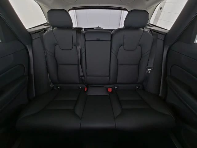 Volvo XC60 AWD Dark Plus