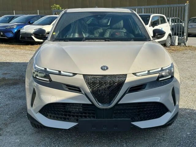 Alfa Romeo Junior Ibrida