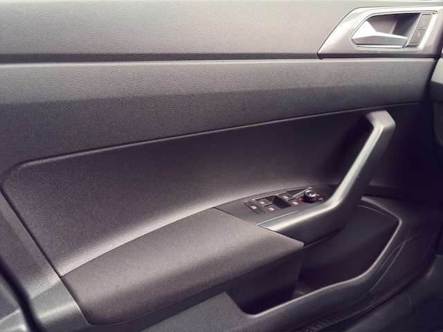 Volkswagen Polo 1.0 TSI DSG Highline