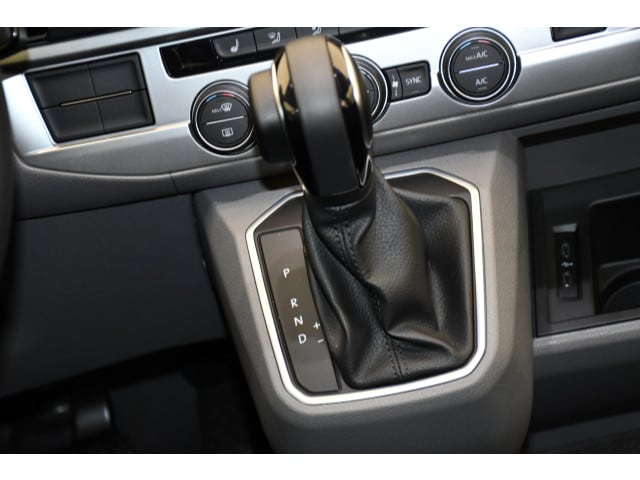 Volkswagen Caravelle 2.0 TDI Comfortline DSG T6